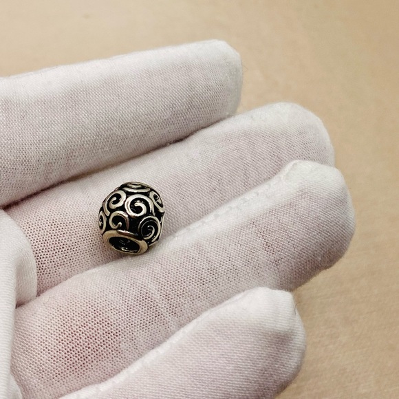 EUC Pandora 790896 Sterling Silver Ocean Breeze Openworks Bead - RETIRED - Picture 2 of 8